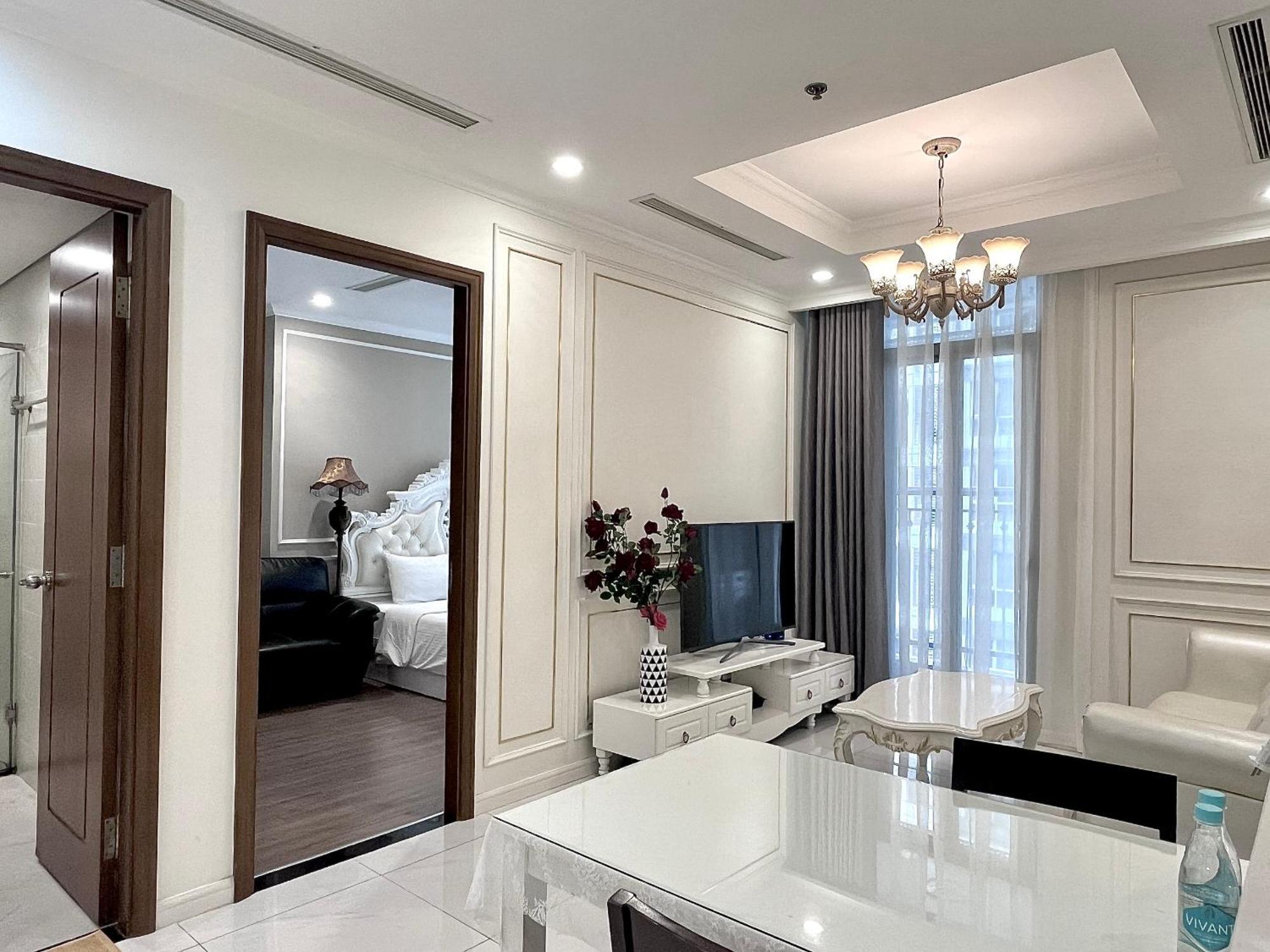 Vinhomes Luxury At Binh Thanh - Luna Landmark Apartment *