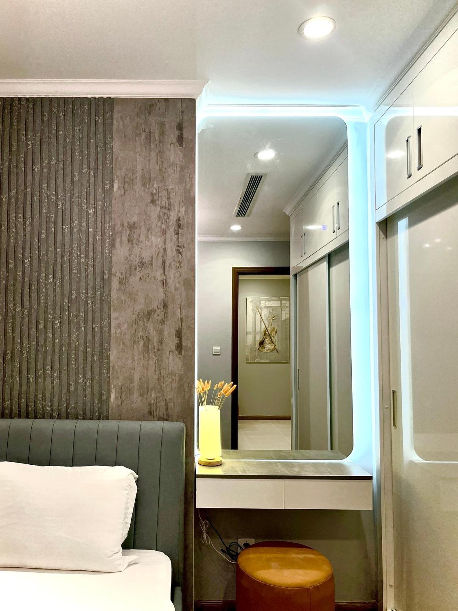 Vinhomes Luxury At Binh Thanh - Luna Landmark *